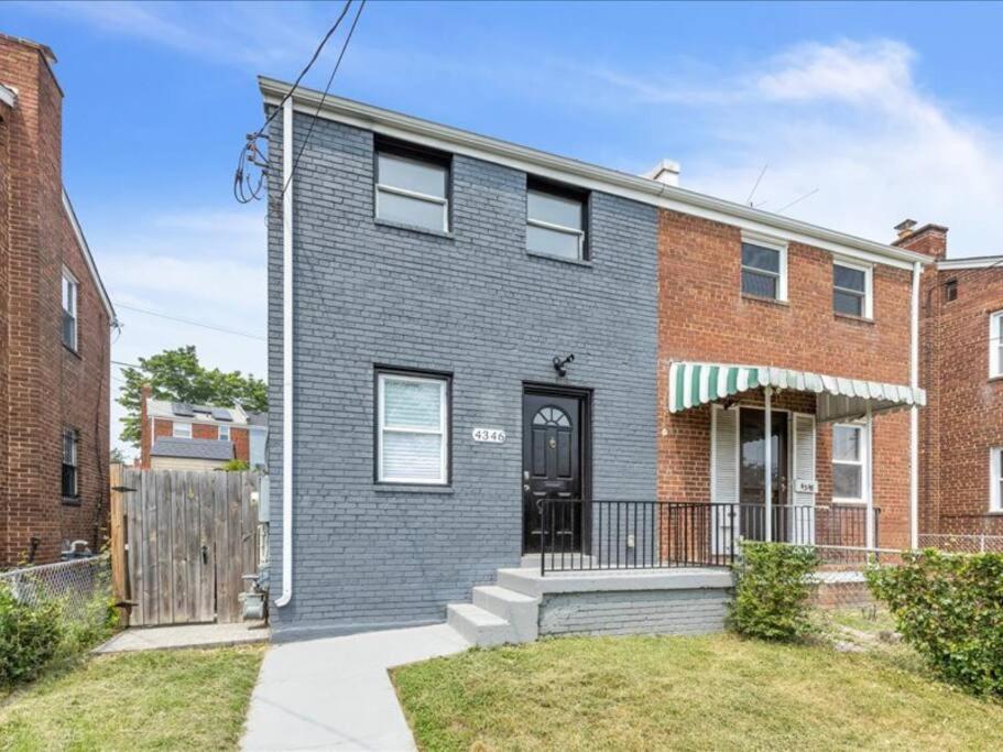 Quaint 3/2.5 Home In Fort Dupont Washington Exterior foto